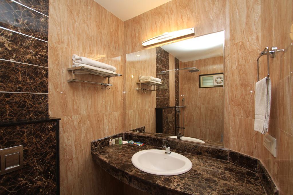 Hotel Noor Empire International Kormangala Бангалор Экстерьер фото